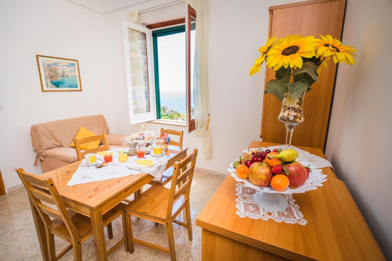 La Villa Di Enzo Casa Vacanze Con Vista Mare Amalfi Bagian luar foto