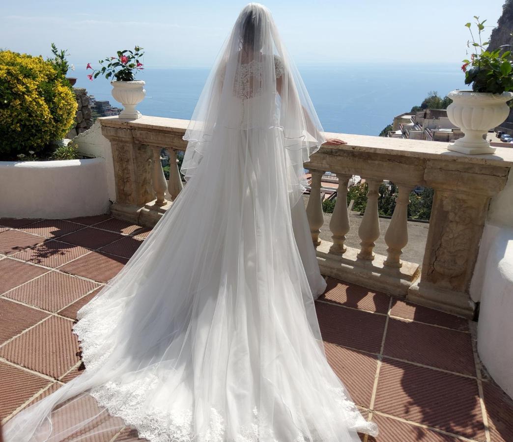 La Villa Di Enzo Casa Vacanze Con Vista Mare Amalfi Bagian luar foto
