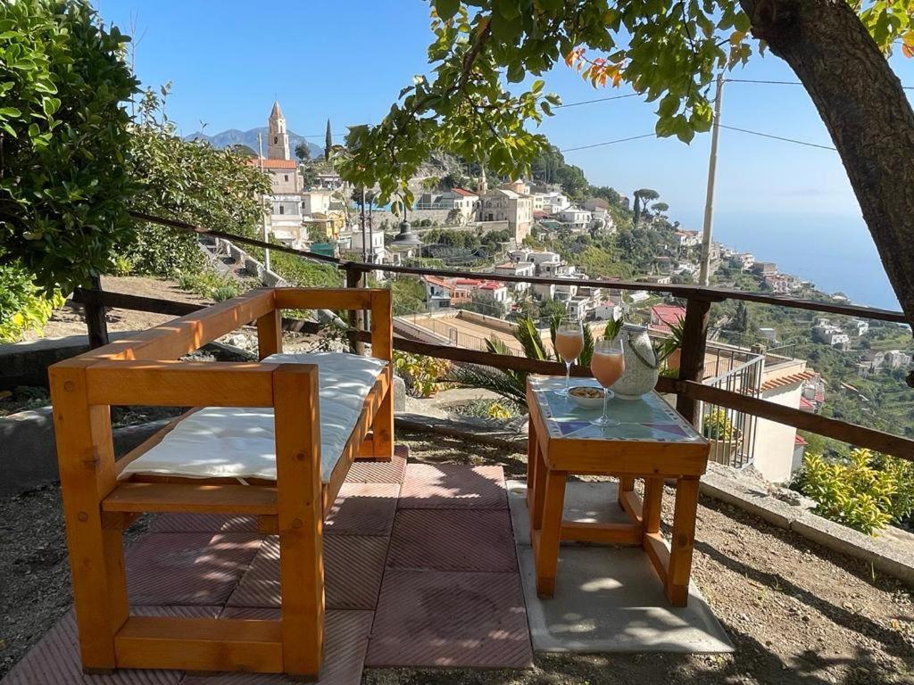 La Villa Di Enzo Casa Vacanze Con Vista Mare Amalfi Bagian luar foto