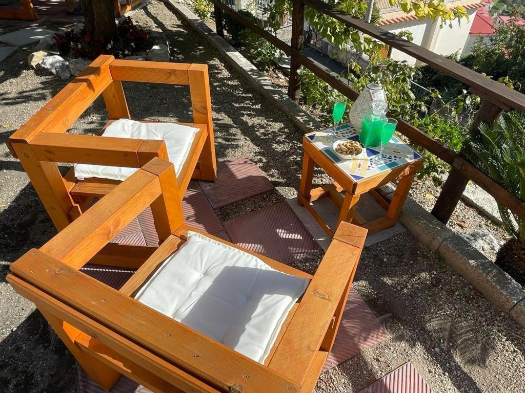 La Villa Di Enzo Casa Vacanze Con Vista Mare Amalfi Bagian luar foto